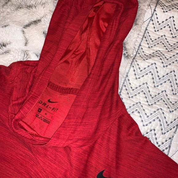 Nike dri-fit - Picture 3 of 4